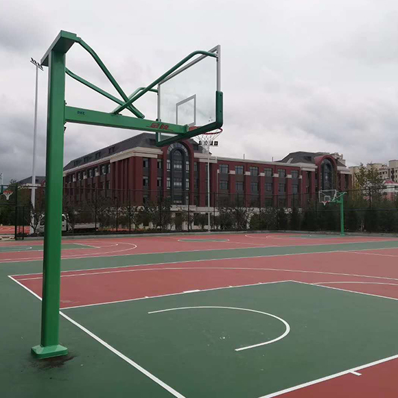 運動場地 
